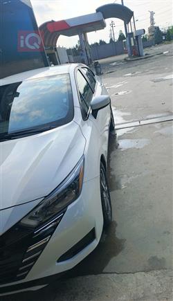 نيسان فيرسا